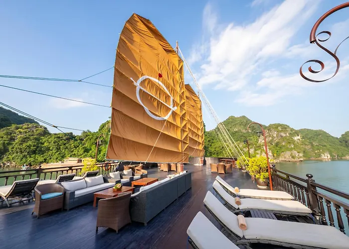  Emperor Cruises Legacy Ha Long