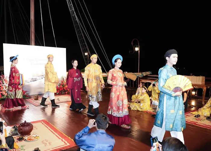Emperor Cruises Legacy 5* Ha Long
