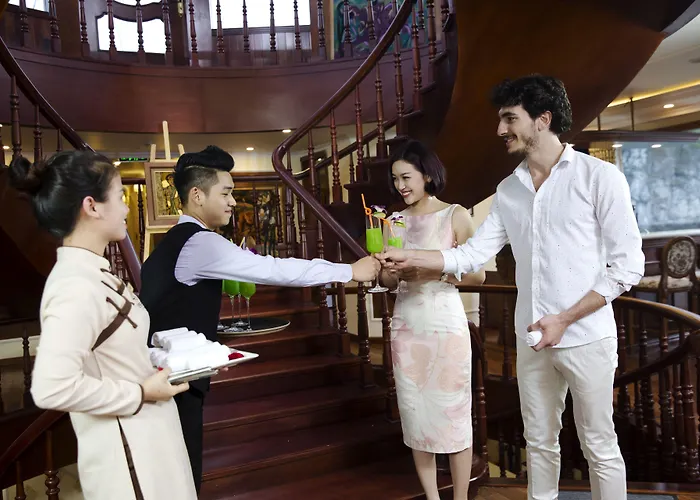 Emperor Cruises Legacy 5* Ha Long