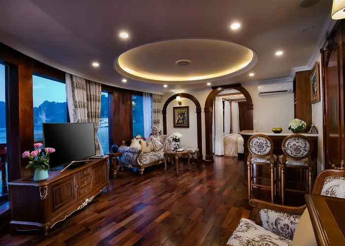Emperor Cruises Legacy  5*