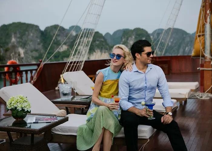  Emperor Cruises Legacy Ha Long